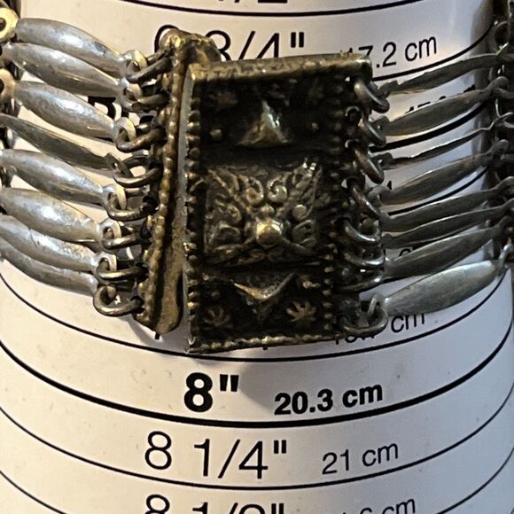 Vintage Alpaca Silver Mexico Mayan Articulated Repousse wide Link Bracelet  7.5” - Picture 10 of 10